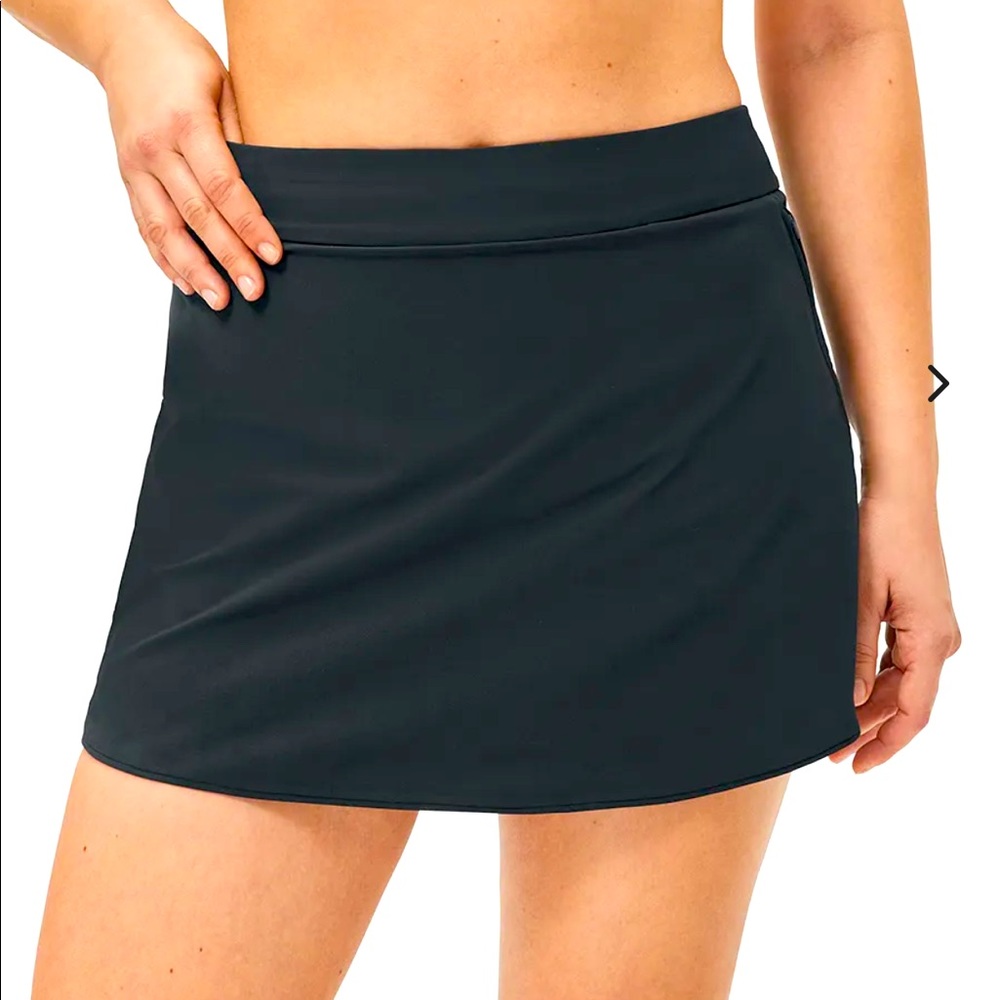 COPY - Outdoor voices The Exercise 3” Skort - bla…